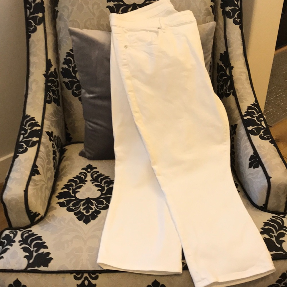 Ann Taylor Loft White Jeans